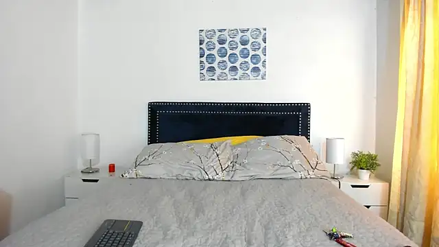 ZulyMichels online show from October 2025 01:31:01 PM