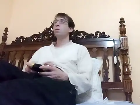 Snapshot of White_rabbit_ chatting on January 2025 09:25:01 PM White rabbit  online show from January 2025 09:25:01 PM