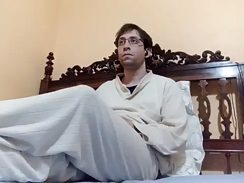 Snapshot of White_rabbit_ chatting on January 2025 12:33:01 AM White rabbit  online show from January 2025 12:33:01 AM