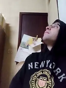 Snapshot of White_rabbit_ chatting on January 2025 09:11:02 PM White rabbit  online show from January 2025 09:11:02 PM