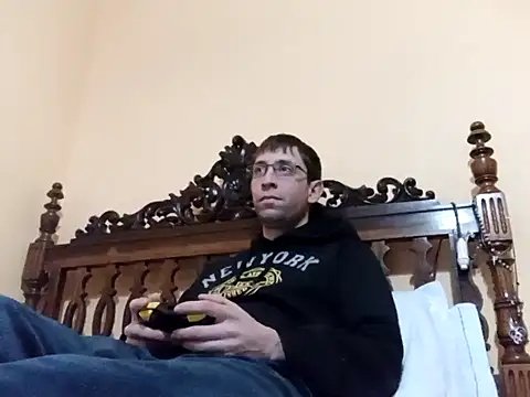 Snapshot of White_rabbit_ chatting on January 2025 08:34:01 AM White rabbit  online show from January 2025 08:34:01 AM