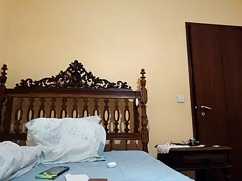 White rabbit  online show from November 2025 11:47:02 PM