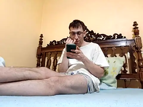 Snapshot of White_rabbit_ chatting on April 2026 10:16:01 PM White rabbit online show from April 2026 10:16:01 PM