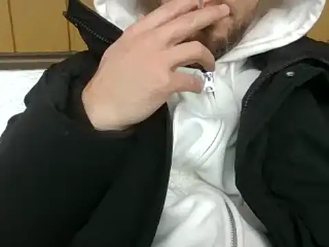 Snapshot of Krasavzi chatting on December 2024 01:06:01 PM Krasavzi online show from December 2024 01:06:01 PM