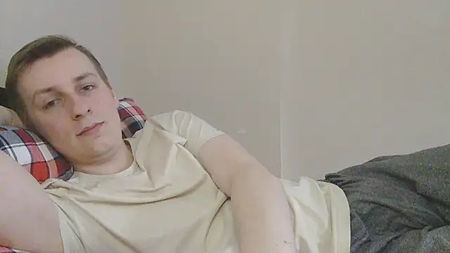 Snapshot of your_andy chatting on April 2026 06:05:01 AM your andy online show from April 2026 06:05:01 AM