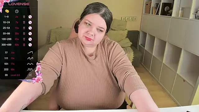 PlumPie online show from December 2025 08:44:01 AM