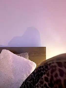 Eva Ryen online show from October 2025 04:57:01 PM