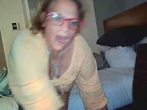 Snapshot of Victoria121565 chatting on March 2026 08:26:33 AM Victoria121565 online show from March 2026 08:26:33 AM