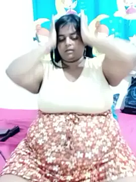SusanaEshwar online show from May 2026 10:06:01 PM