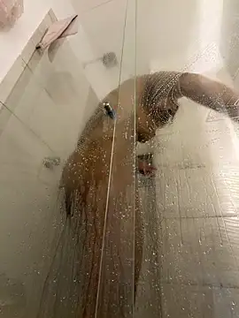 Snapshot of Victoriasant chatting on April 2026 11:02:02 PM Victoriasant online show from April 2026 11:02:02 PM