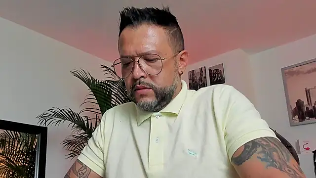 MrFrank tattoo online show from December 2024 09:37:02 PM