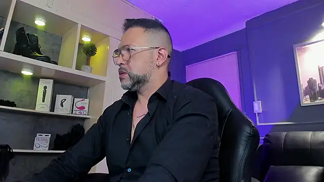 Snapshot of MrFrank_tattoo chatting on January 2026 12:41:01 PM MrFrank tattoo online show from January 2026 12:41:01 PM