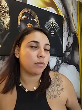 LizzRouse online show from April 2026 08:25:02 PM