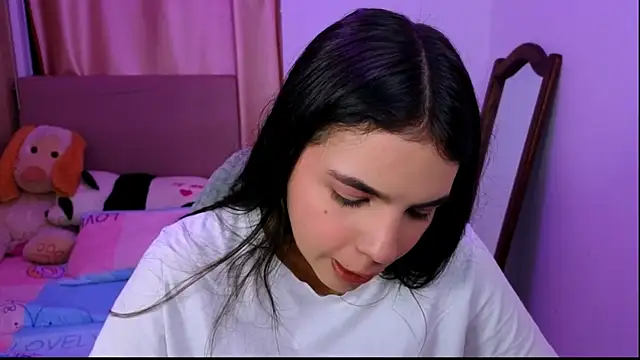 Snapshot of _elenna chatting on October 2025 05:25:01 PM elenna online show from October 2025 05:25:01 PM