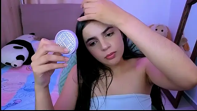 Snapshot of _elenna chatting on November 2025 07:58:02 PM elenna online show from November 2025 07:58:02 PM