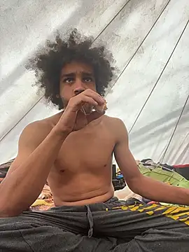 Snapshot of Mrvanillaa chatting on April 2026 09:45:01 PM Mrvanillaa online show from April 2026 09:45:01 PM