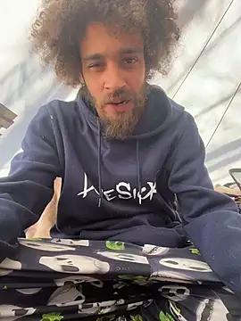 Snapshot of Mrvanillaa chatting on April 2026 09:34:01 PM Mrvanillaa online show from April 2026 09:34:01 PM