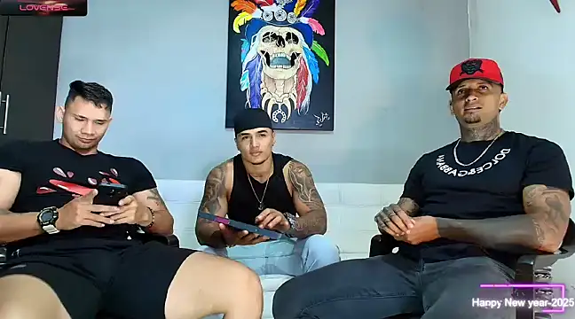 Snapshot of GendersonFit chatting on January 2025 02:25:02 PM GendersonFit online show from January 2025 02:25:02 PM