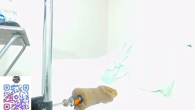 Upskirt Squirt96 online show from December 2025 02:02:02 PM