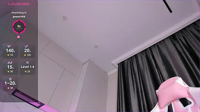 Snapshot of mikio_san chatting on February 2025 04:50:02 PM mikio san online show from February 2025 04:50:02 PM