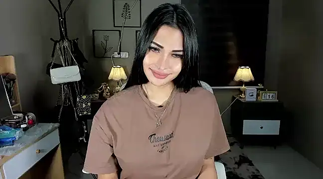 Snapshot of EternityBanks chatting on January 2025 08:11:02 PM EternityBanks online show from January 2025 08:11:02 PM