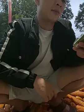 Snapshot of Naughty--asian chatting on March 2025 11:09:02 AM Naughty--asian online show from March 2025 11:09:02 AM