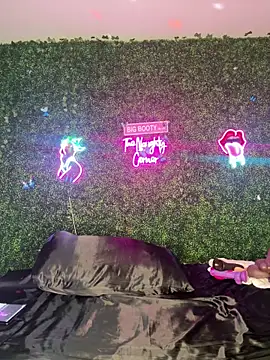 Snapshot of ThickAssRena chatting on March 2026 08:20:01 AM ThickAssRena online show from March 2026 08:20:01 AM