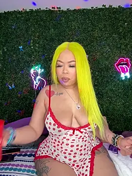 Snapshot of ThickAssRena chatting on April 2026 05:36:02 AM ThickAssRena online show from April 2026 05:36:02 AM