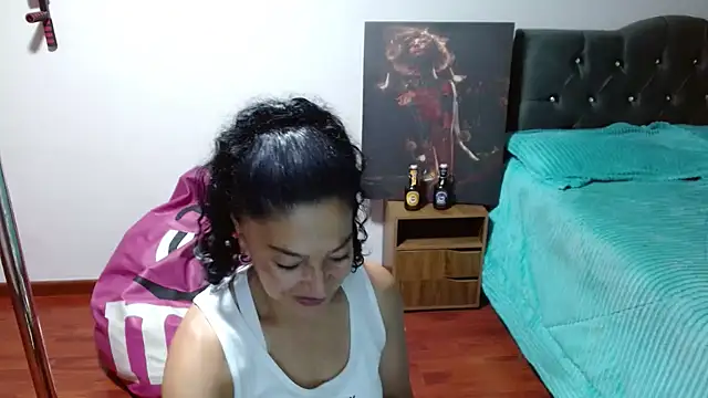 Anitta muscle online show from November 2025 10:42:01 PM