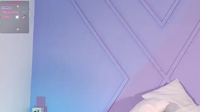 Snapshot of emmajohnss chatting on December 2025 03:56:01 AM emmajohnss online show from December 2025 03:56:01 AM