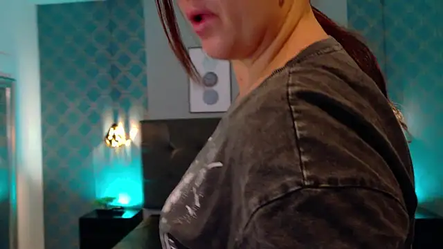 Madisonsmiith online show from December 2025 09:25:01 AM