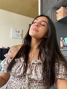 DaphneUwu online show from February 2025 05:16:02 PM