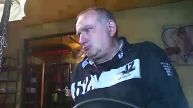 Snapshot of jeanlulu chatting on October 2025 08:55:02 PM jeanlulu online show from October 2025 08:55:02 PM