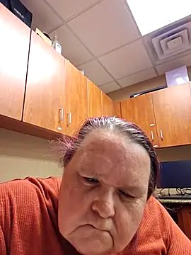 Snapshot of Hornybbw1978 chatting on April 2026 05:44:02 AM Hornybbw1978 online show from April 2026 05:44:02 AM