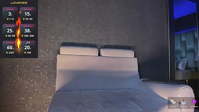 Snapshot of MarkWalker__ chatting on November 2025 09:31:02 AM MarkWalker online show from November 2025 09:31:02 AM