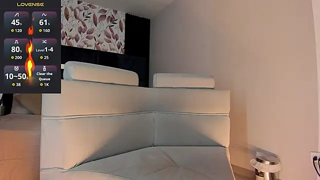 Snapshot of MarkWalker__ chatting on December 2025 09:58:01 AM MarkWalker online show from December 2025 09:58:01 AM