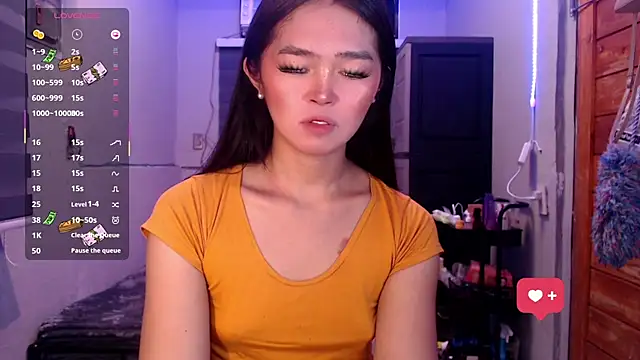 Itsme claire online show from October 2025 01:39:03 AM