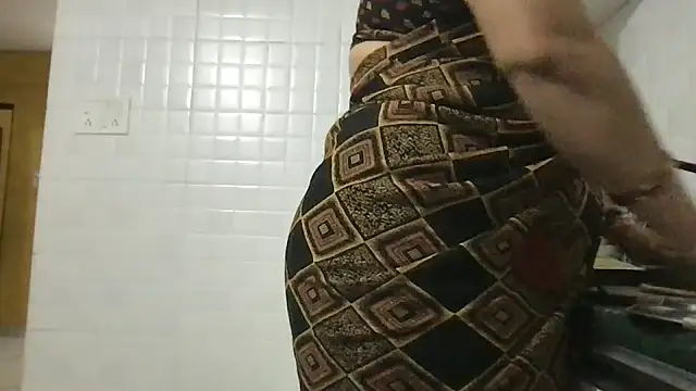 Riyasingh9 online show from January 2025 12:29:01 PM