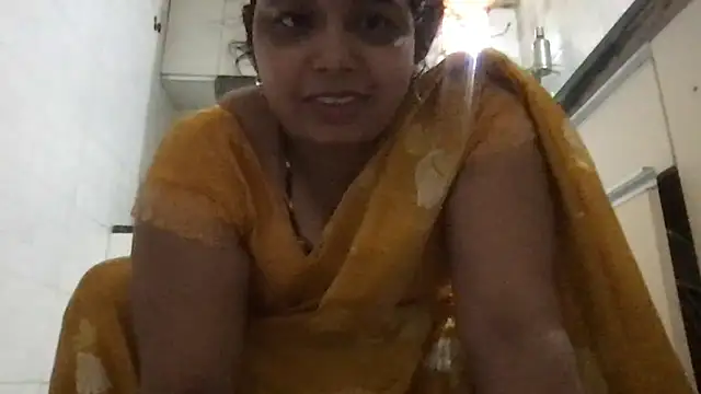Snapshot of Riyasingh9 chatting on April 2026 03:26:01 AM Riyasingh9 online show from April 2026 03:26:01 AM