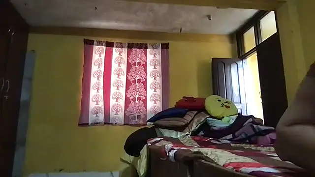 Snapshot of Riyasingh9 chatting on April 2026 03:28:02 AM Riyasingh9 online show from April 2026 03:28:02 AM