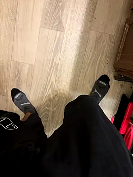 Nando49  online show from November 2025 05:17:01 PM