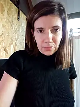 Lina lou4 online show from December 2024 03:32:01 PM