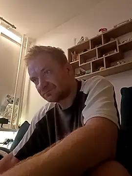 Snapshot of 82liska chatting on March 2026 05:08:01 PM 82liska online show from March 2026 05:08:01 PM