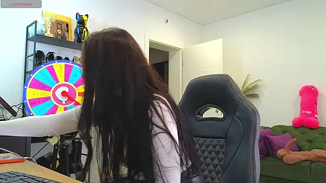 Snapshot of EvaKeks chatting on February 2026 07:43:01 PM EvaKeks online show from February 2026 07:43:01 PM