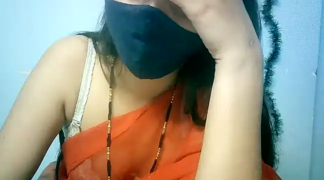 lovelydesi21 online show from December 2024 04:17:01 PM