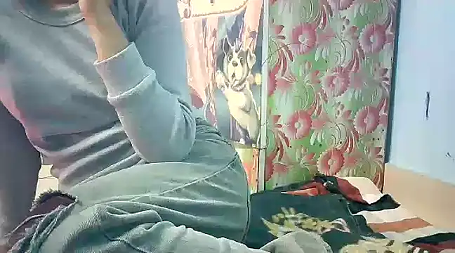 lovelydesi21 online show from January 2025 02:58:01 PM