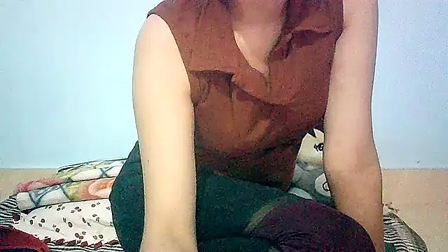 lovelydesi21 online show from January 2025 04:38:01 PM