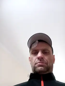 Roman0798 online show from February 2025 12:38:02 PM