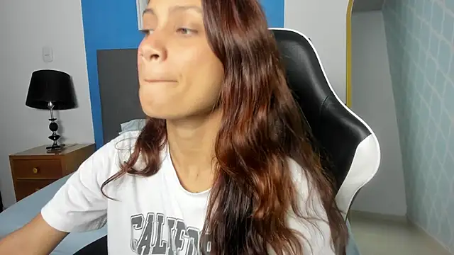 cora 22 online show from October 2025 12:58:01 PM