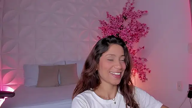 cora 22 online show from January 2026 01:04:01 PM